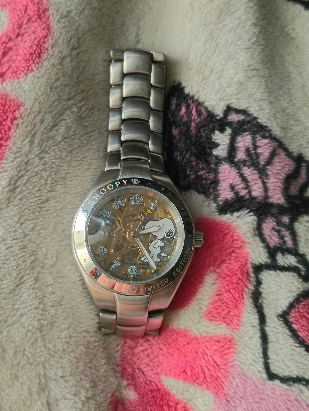 Snoopy Limited Edition Stainless Steel Mechanical Watch - Silver